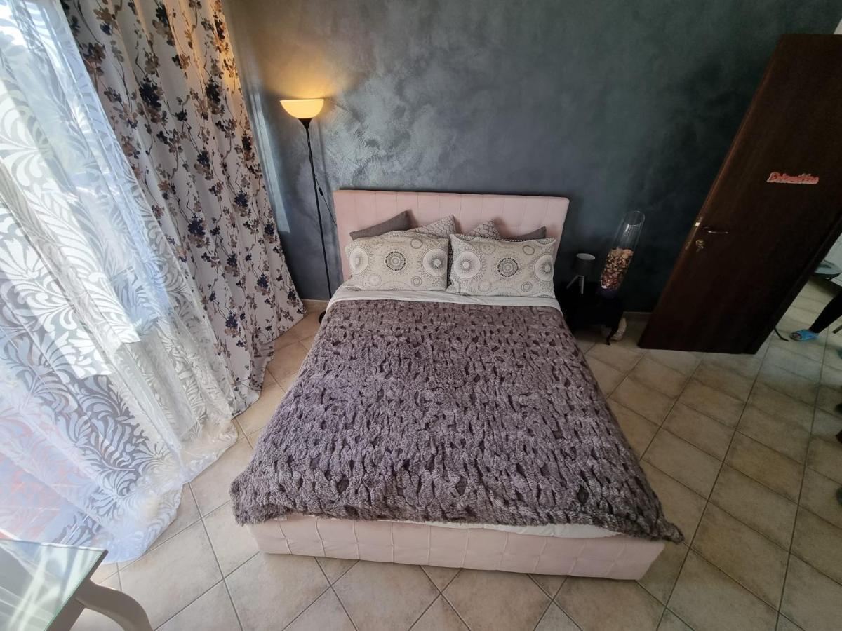 Готель Elisabeth House Roletto Екстер'єр фото