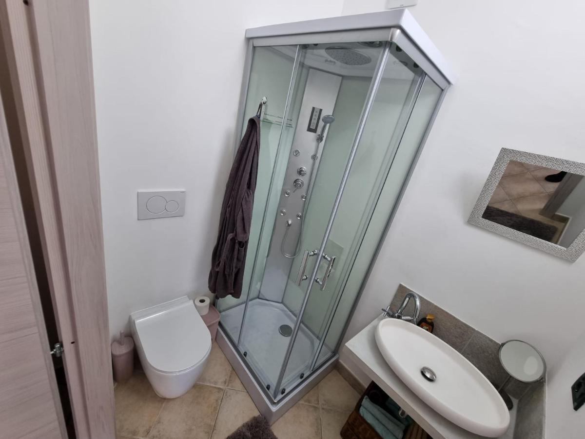 Готель Elisabeth House Roletto Екстер'єр фото